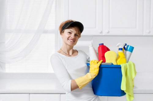Flexible one off cleaning service for a tidy workspace